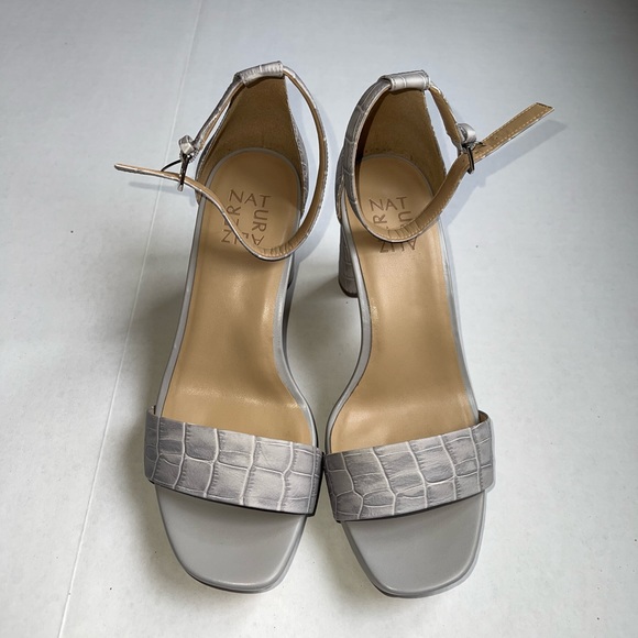 Naturalizer Joy ankle strap sandals. New . Size 8W - Picture 2 of 7